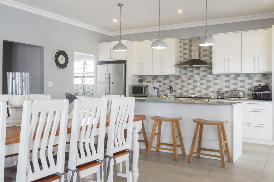 4 Bedroom Property for Sale in Myburgh Park Western Cape